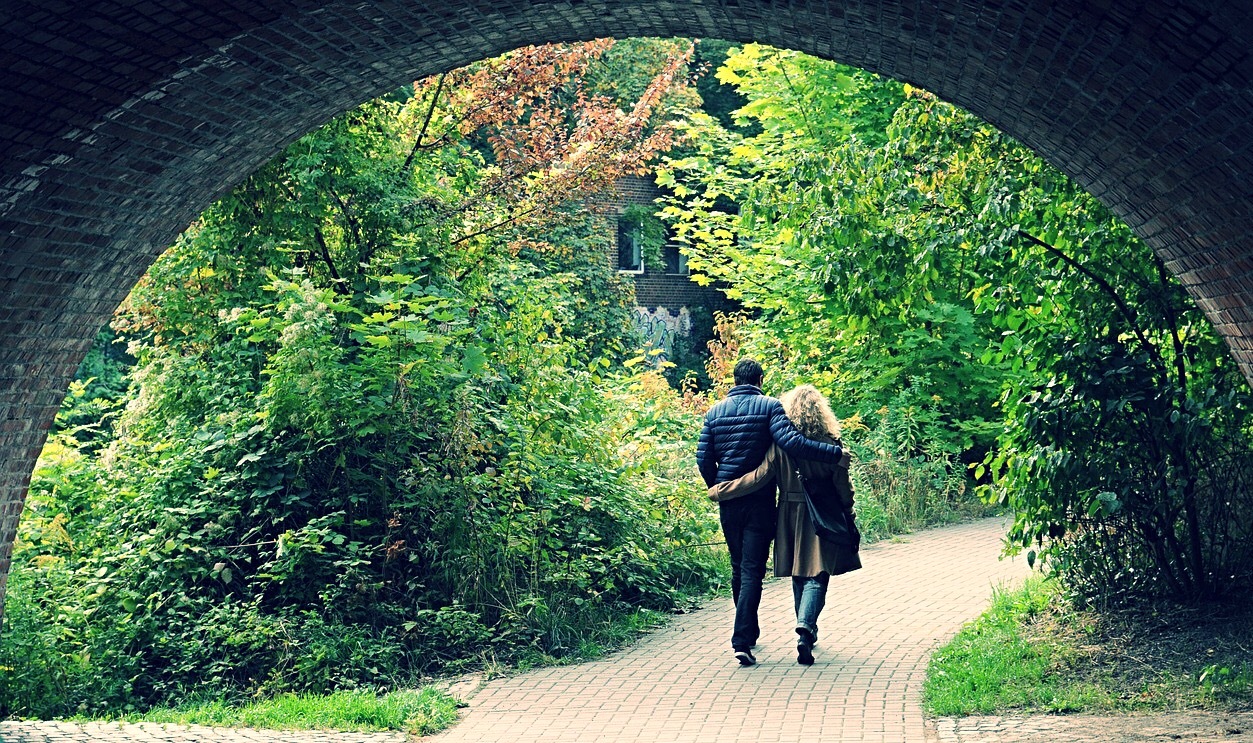 Mon ex s’est remis en couple, comment le faire revenir ? Love Consulting